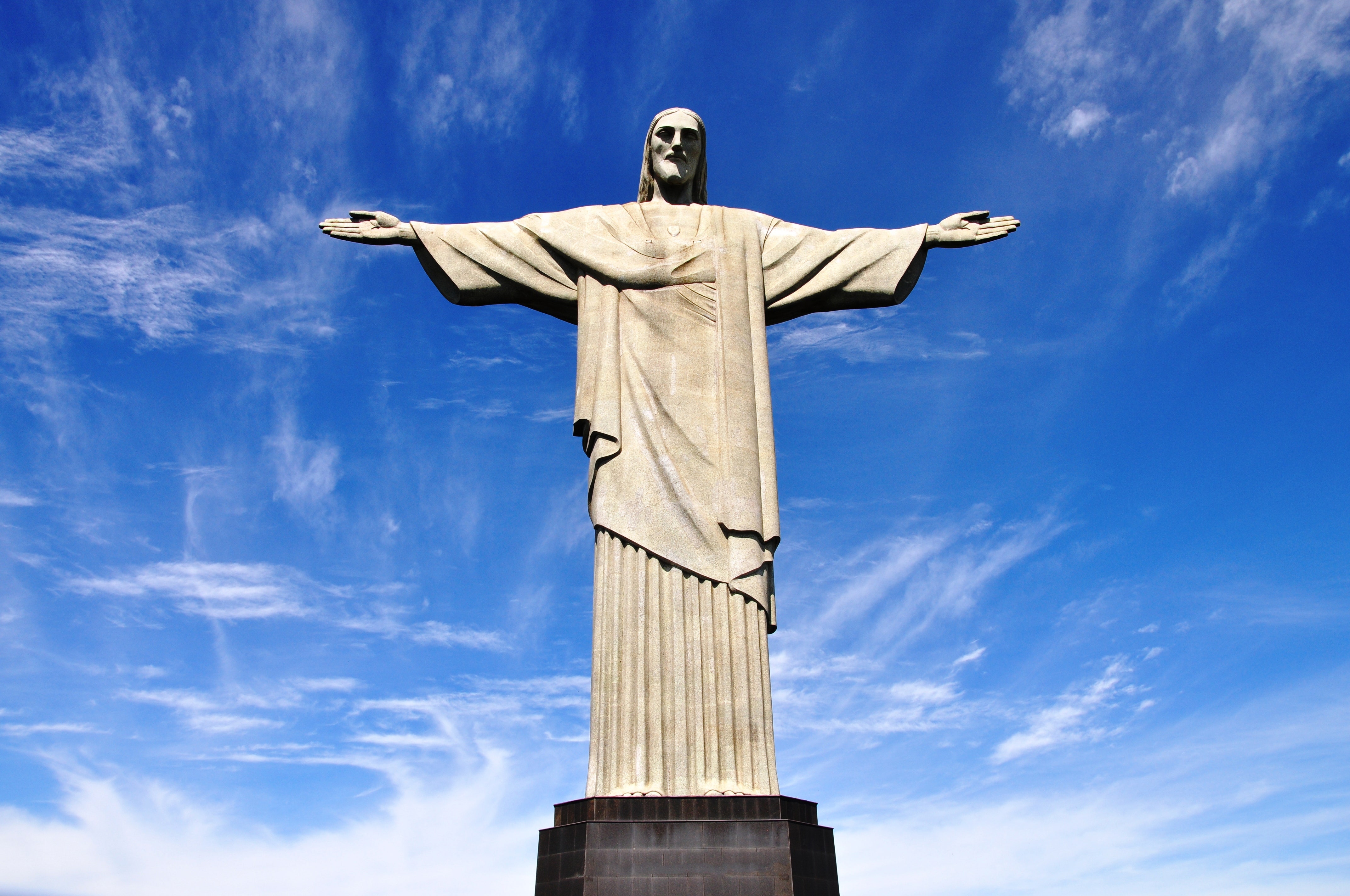 Pai santo, guarda no Teu nome